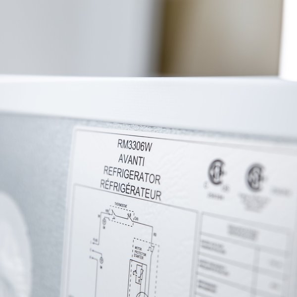 Avanti Avanti 3.3 cu. ft. Compact Refrigerator, White RM3306W